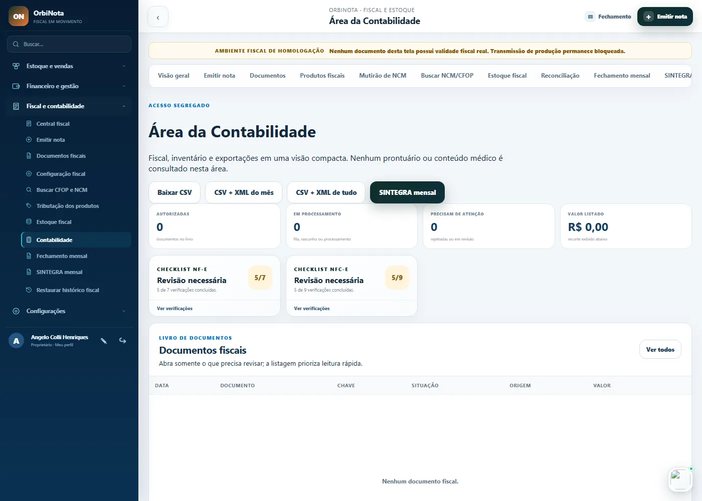 Tela de contabilidade do OrbiNota, com exportações de documentos, XML e relatórios organizados por competência para envio ao escritório contábil.